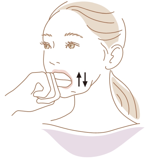 ネイルが気になる人は、滑りのよいグローブをつけて。