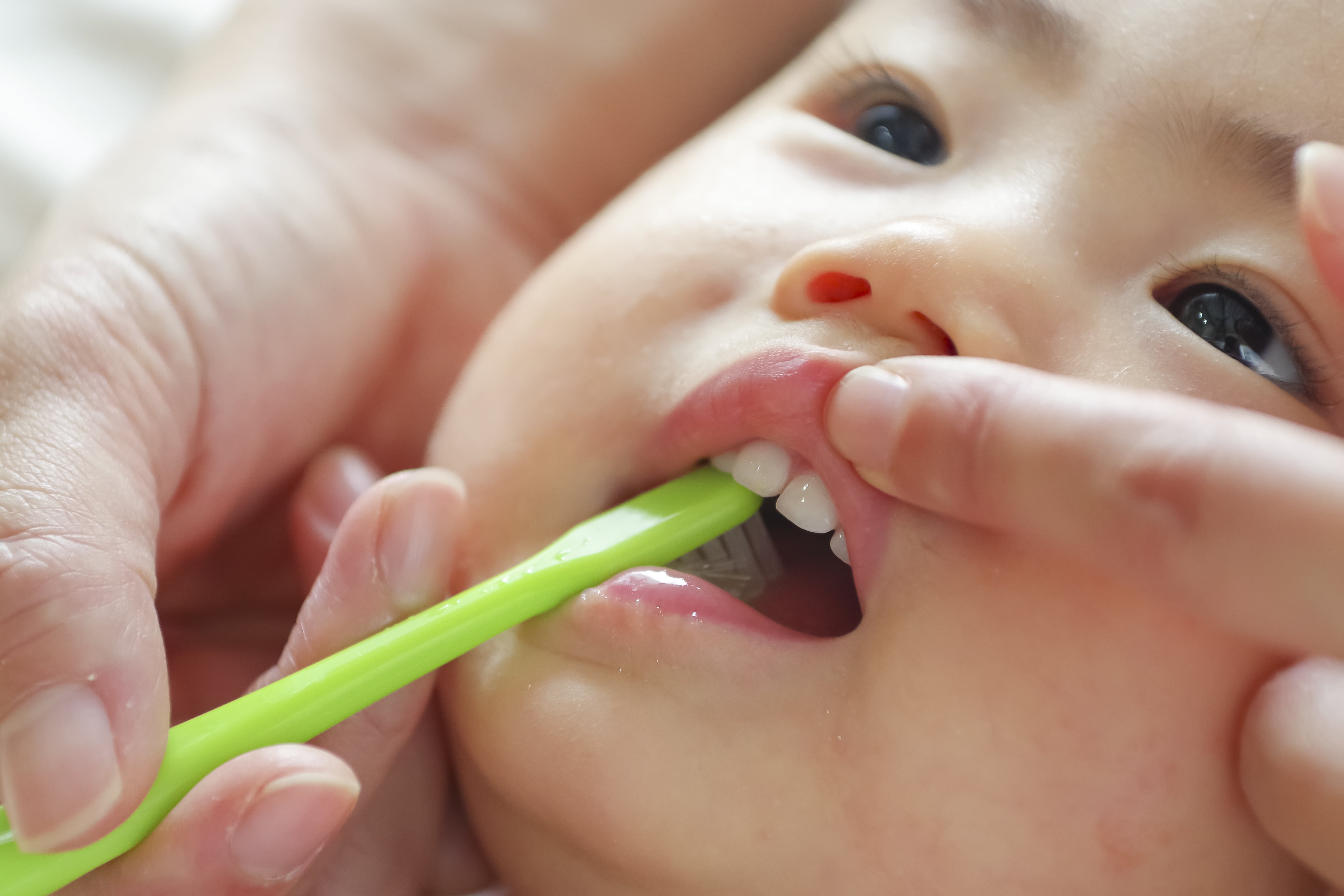 子どもの成長は「口」でわかる。歯磨きでわが子の未来を育む【口育】。