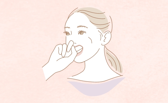 目の疲れ感じてない？お口の中から頬筋を人差し指でマッサージ